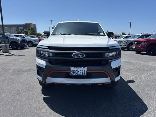 STAR WHITE MET TRI-COAT 2024 Ford Expedition TIMBERLINE