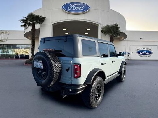 2022 Ford Bronco WILDTRAK