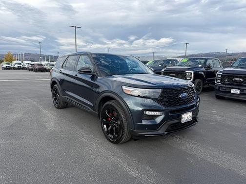 2022 Ford Explorer ST