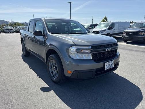 CARBONIZED GRAY METALLIC 2024 Ford Maverick XLT
