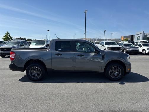 CARBONIZED GRAY METALLIC 2024 Ford Maverick XLT