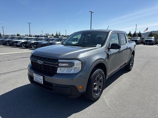 CARBONIZED GRAY METALLIC 2024 Ford Maverick XLT