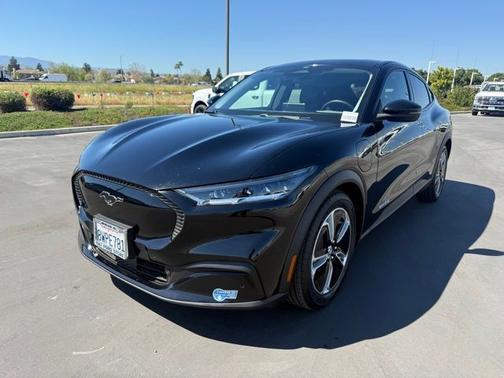 2021 Ford Mustang Mach-E SELECT