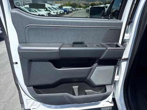 OXFORD WHITE 2023 Ford F-150 RAPTOR
