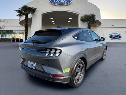 2023 Ford Mustang Mach-E SELECT