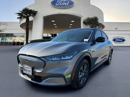 2023 Ford Mustang Mach-E SELECT