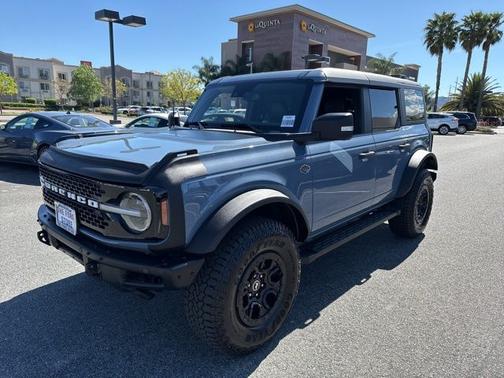 AZURE GRAY MET TRI-COAT 2023 Ford Bronco WILDTRAK