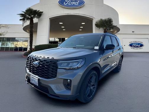 CARBONIZED GRAY METALLIC 2025 Ford Explorer ST-LINE