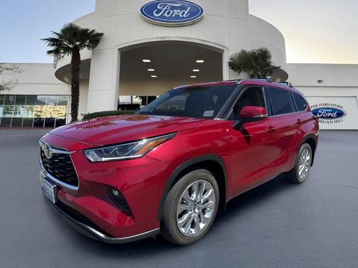 Ruby Flare Pearl 2022 Toyota Highlander LIMITED