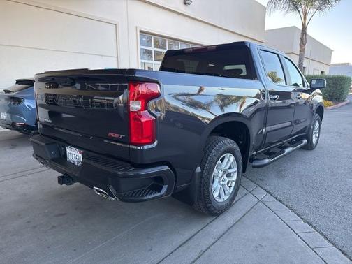 Dark Ash Metallic 2024 Chevrolet Silverado 1500 RST