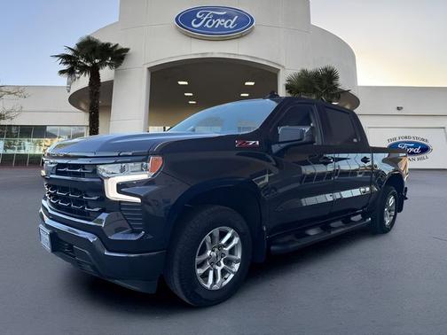 Dark Ash Metallic 2024 Chevrolet Silverado 1500 RST