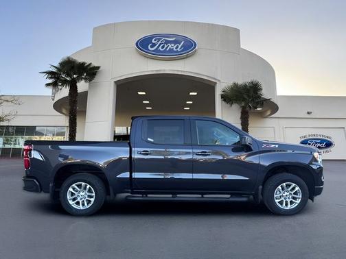 Dark Ash Metallic 2024 Chevrolet Silverado 1500 RST