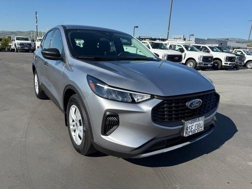 2023 Ford Escape BASE