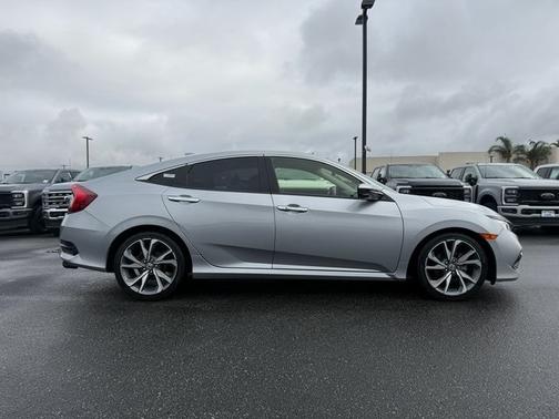 2019 Honda Civic TOURING