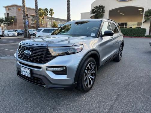 2022 Ford Explorer ST-LINE