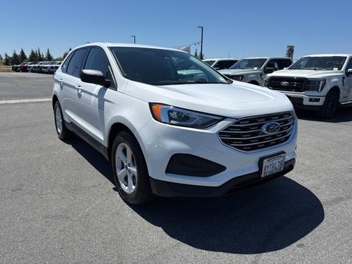 OXFORD WHITE 2021 Ford Edge SE