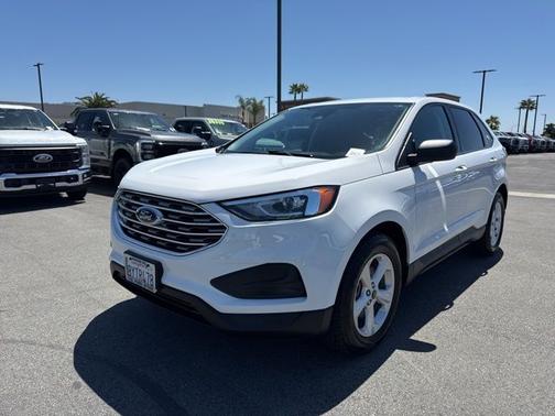 OXFORD WHITE 2021 Ford Edge SE