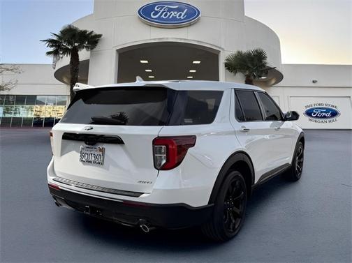 2022 Ford Explorer ST-LINE