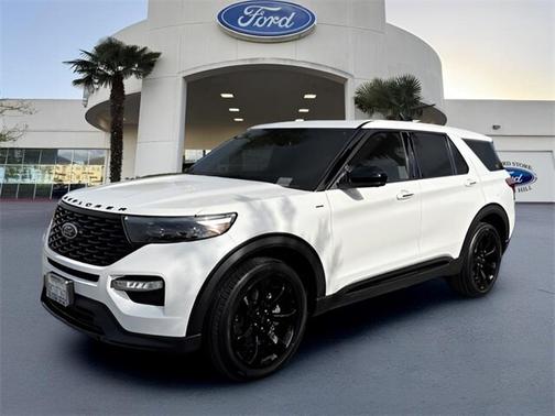 2022 Ford Explorer ST-LINE