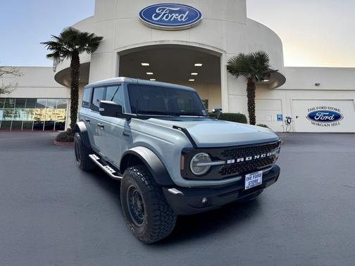 CACTUS GRAY 2022 Ford Bronco WILDTRAK