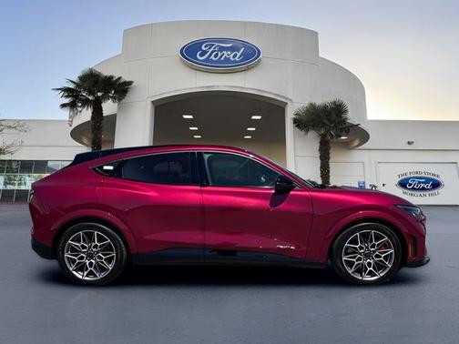 MOLTEN MAGENTA TINTED CC 2025 Ford Mustang Mach-E GT