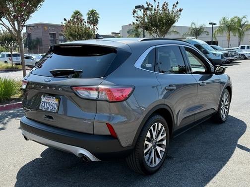 2021 Ford Escape TITANIUM