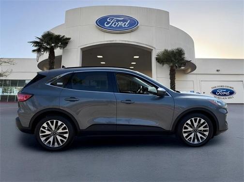 2021 Ford Escape TITANIUM