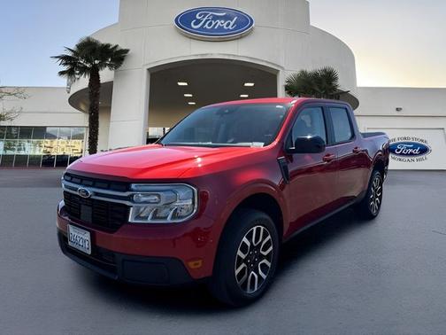 HOT PEPPER RED TC METALLIC 2024 Ford Maverick LARIAT