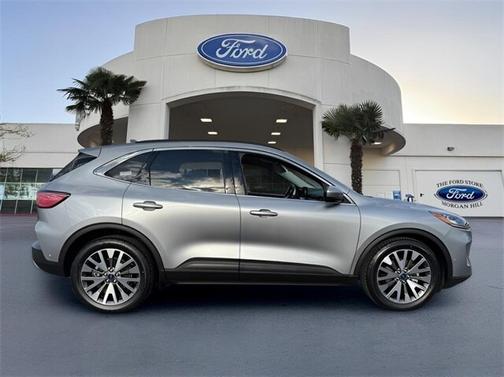 2021 Ford Escape TITANIUM