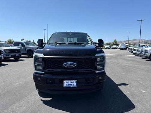 AGATE BLACK 2023 Ford F-250 LARIAT