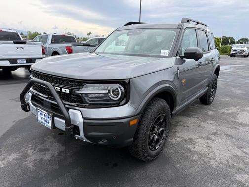 CARBONIZED GRAY METALLIC 2025 Ford Bronco Sport BADLANDS