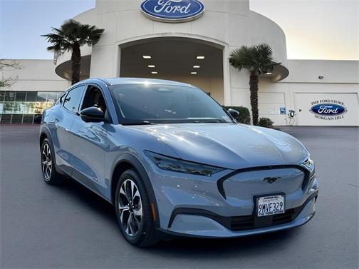 2024 Ford Mustang Mach-E SELECT