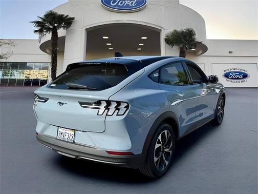2024 Ford Mustang Mach-E SELECT
