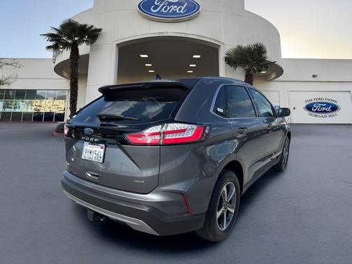 CARBONIZED GRAY 2023 Ford Edge SEL