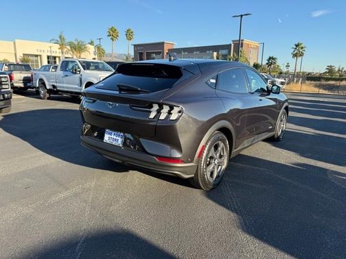2022 Ford Mustang Mach-E SELECT