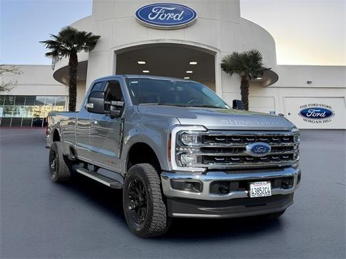 2024 Ford F-350 LARIAT SUPER DUTY