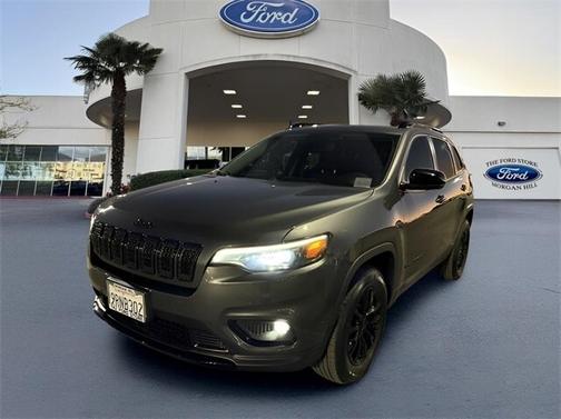 2023 Jeep Cherokee ALTITUDE LUX