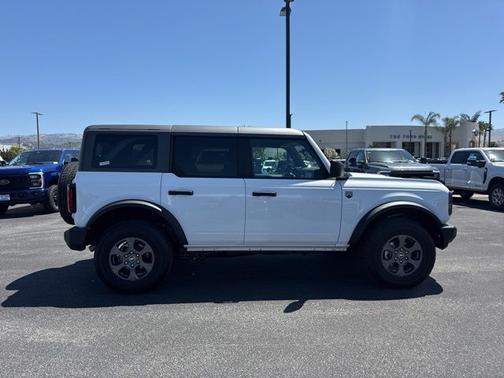 OXFORD WHITE 2024 Ford Bronco BIG BEND