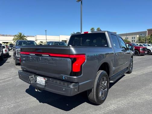 CARBONIZED GRAY METALLIC 2023 Ford F-150 LARIAT