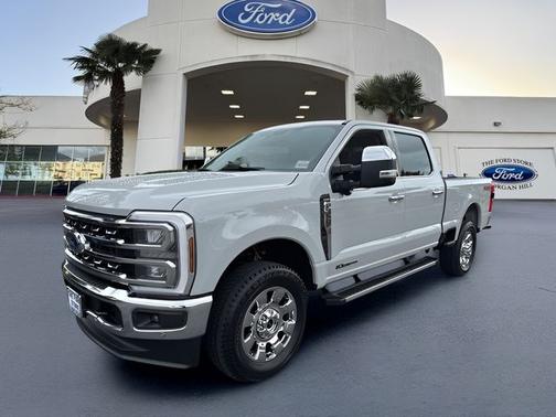 AVALANCHE 2026 Ford F-350 LARIAT SUPER DUTY