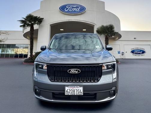 CARBONIZED GRAY METALLIC 2025 Ford Maverick LOBO STANDARD