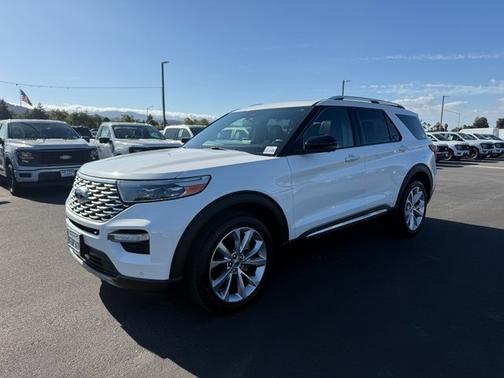 2022 Ford Explorer PLATINUM