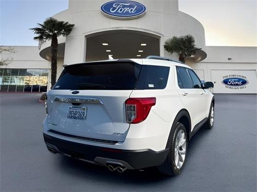 2022 Ford Explorer PLATINUM