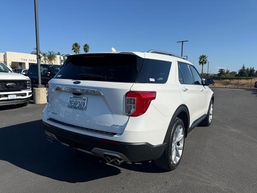 2022 Ford Explorer PLATINUM