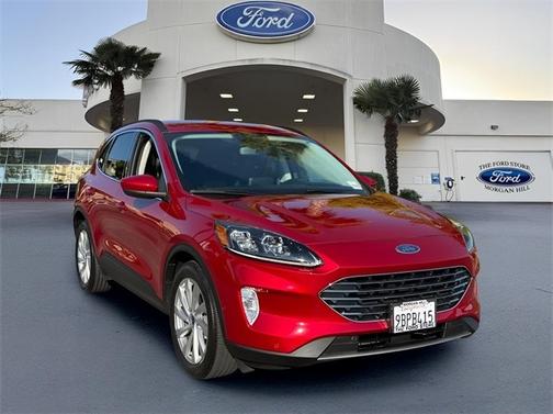 2022 Ford Escape TITANIUM