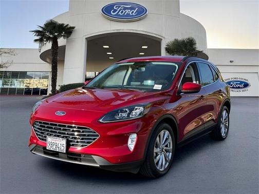 2022 Ford Escape TITANIUM