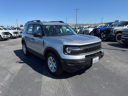 ICONIC SILVER METALLIC 2022 Ford Bronco Sport BASE