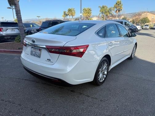 2018 Toyota Avalon LIMITED