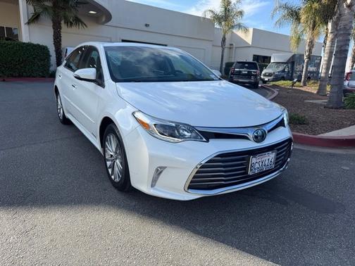 2018 Toyota Avalon LIMITED