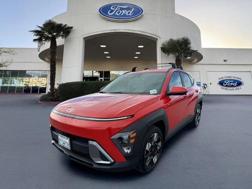 2024 Hyundai KONA SEL